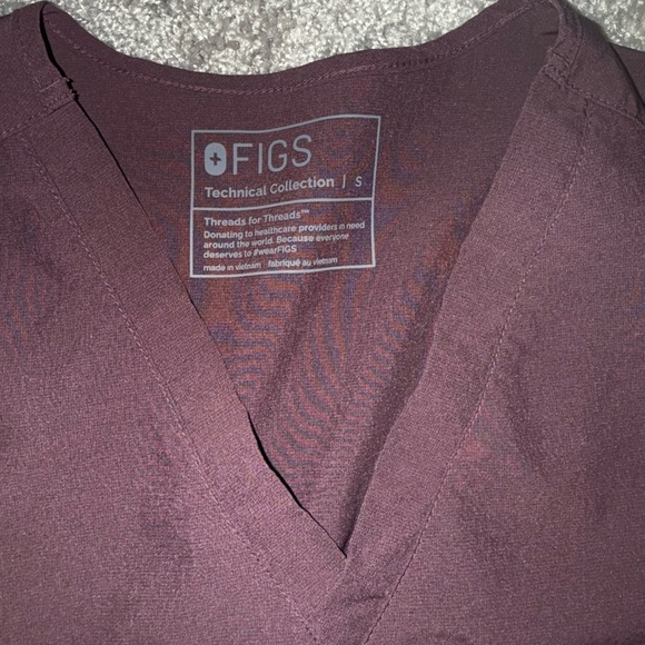 Figs Burgundy Scrub Top and Bottoms - Set - Picture 2 of 3
